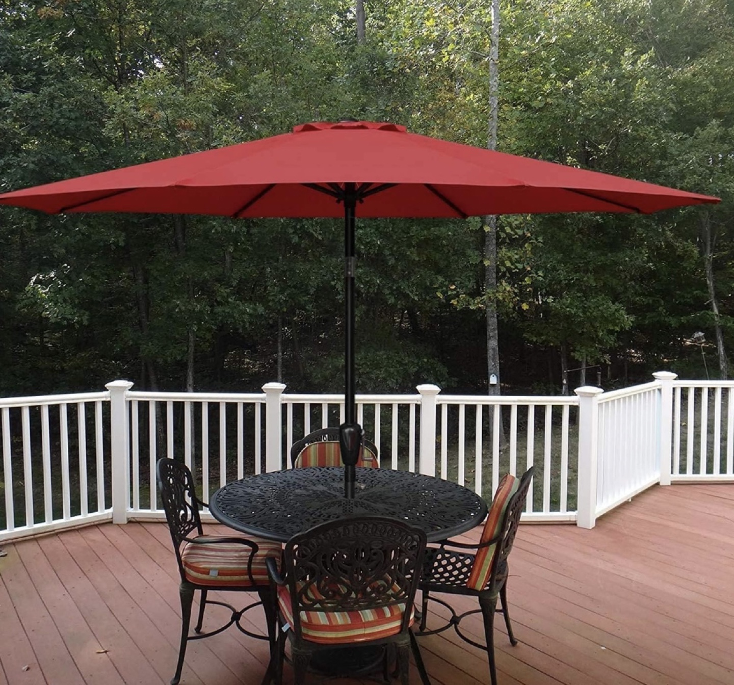 BRAND NEW Red Outdoor Umbrella - 9ft Diameter - photo 3