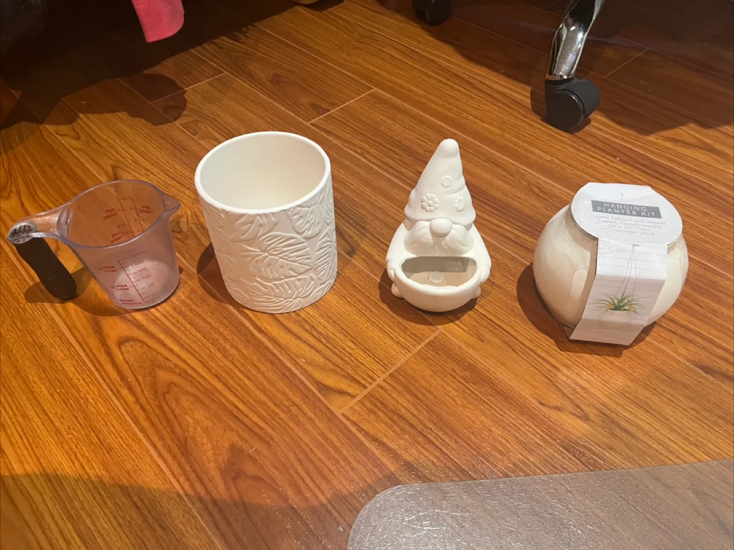 Plant pots thumbnail