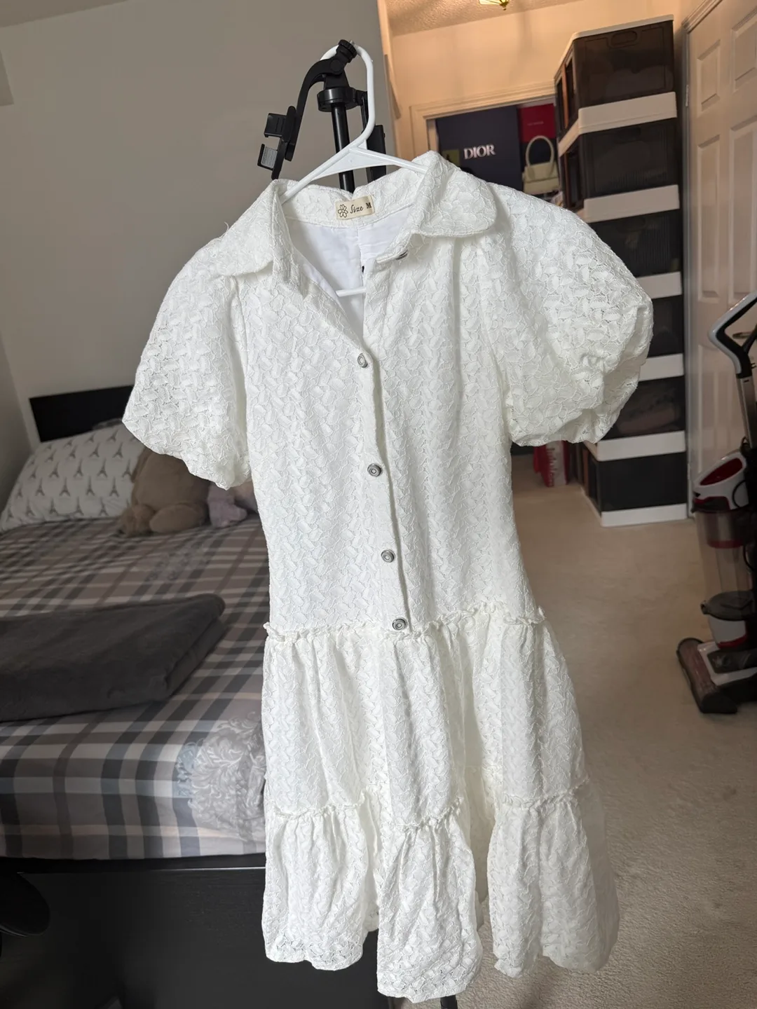 New ~ White Lace Dress - Size M thumbnail