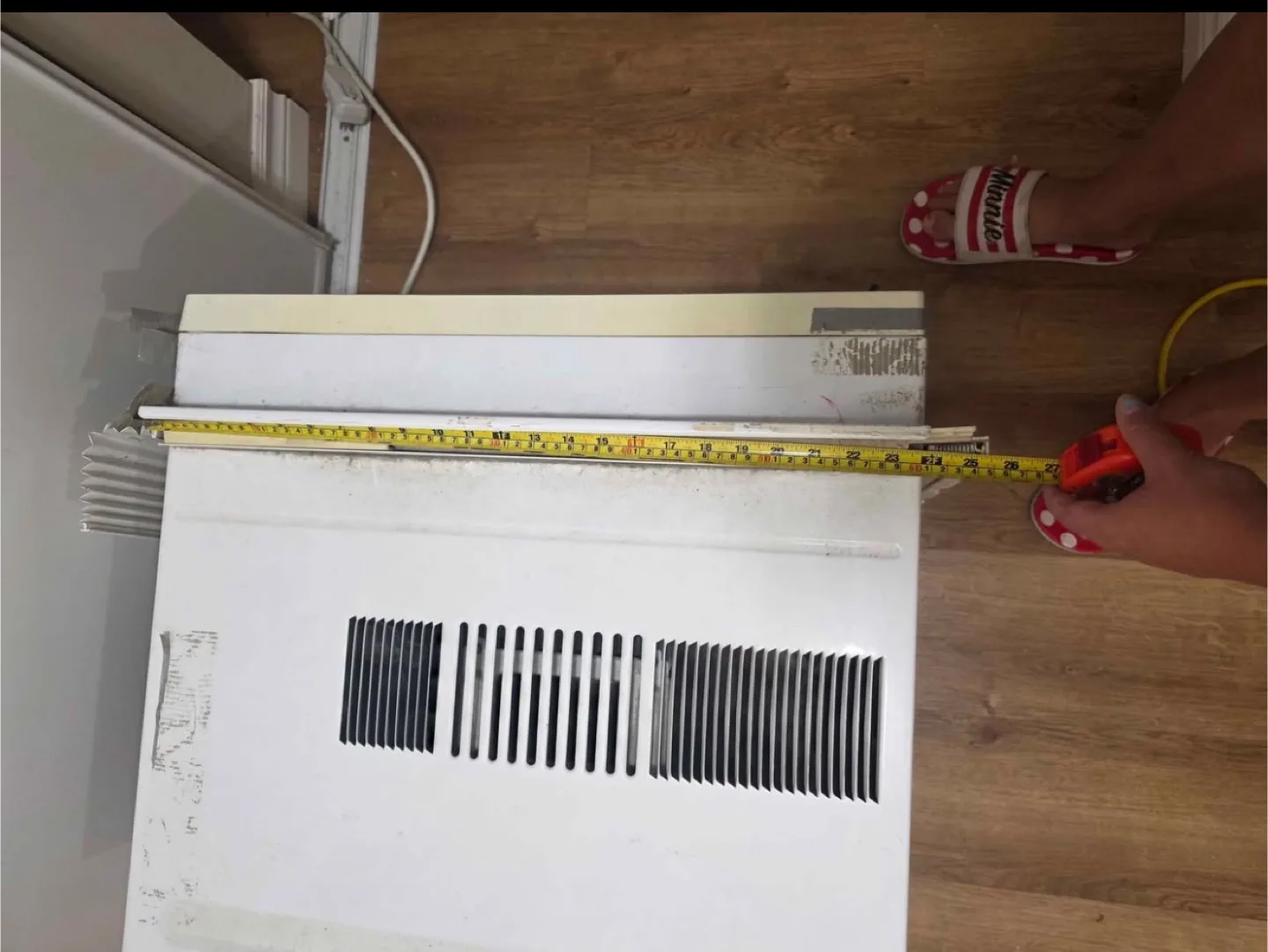 LG Window Air Conditioner.10,000 . image indicator(4)