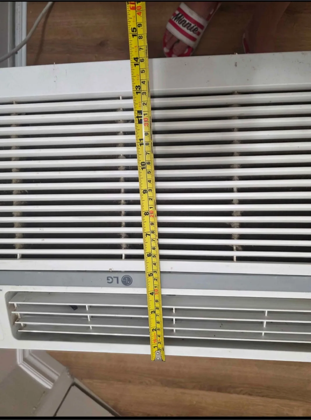 LG Window Air Conditioner.10,000 . image indicator(5)