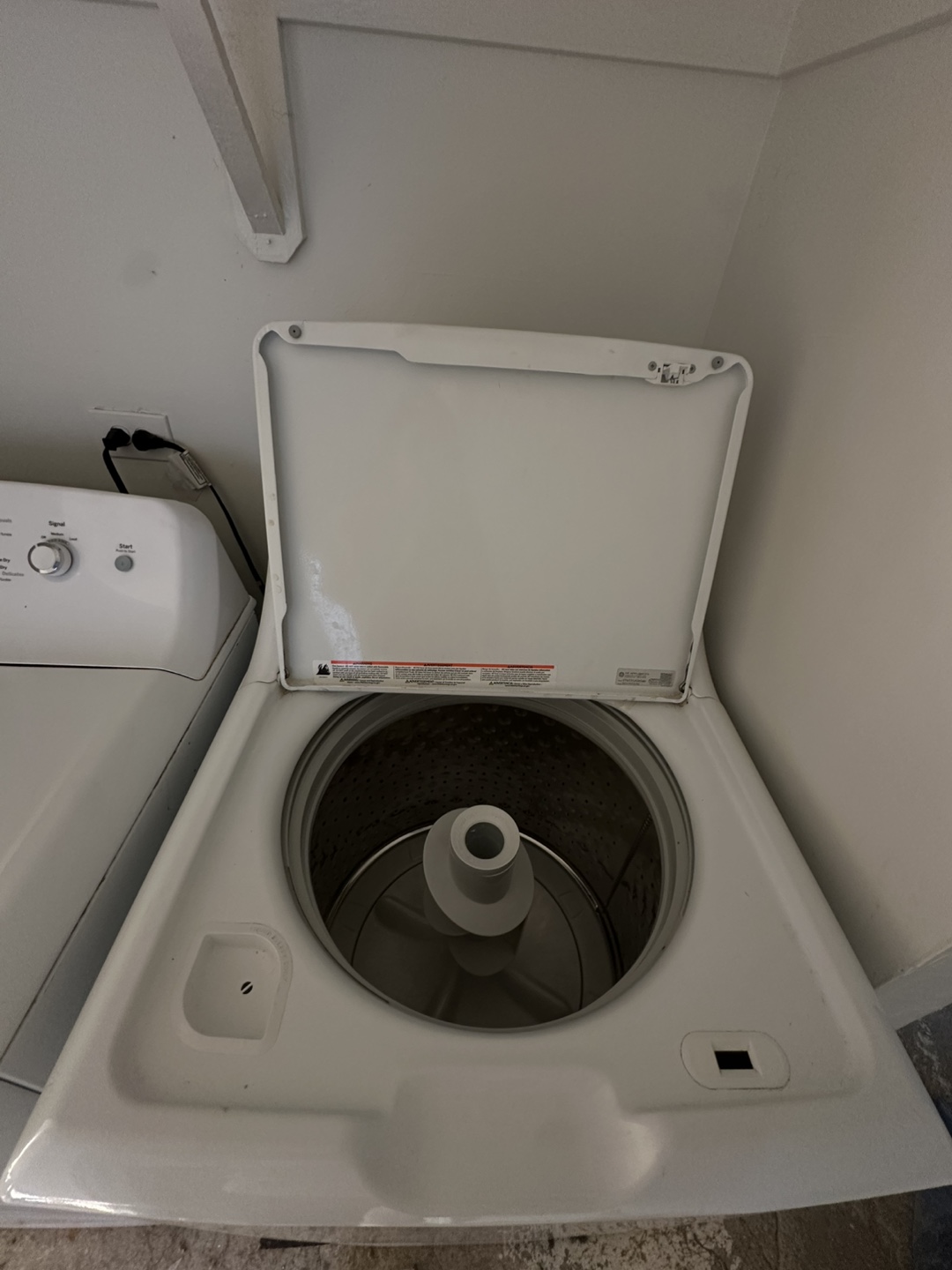 GE Washer and Dryer Set - White - photo 3