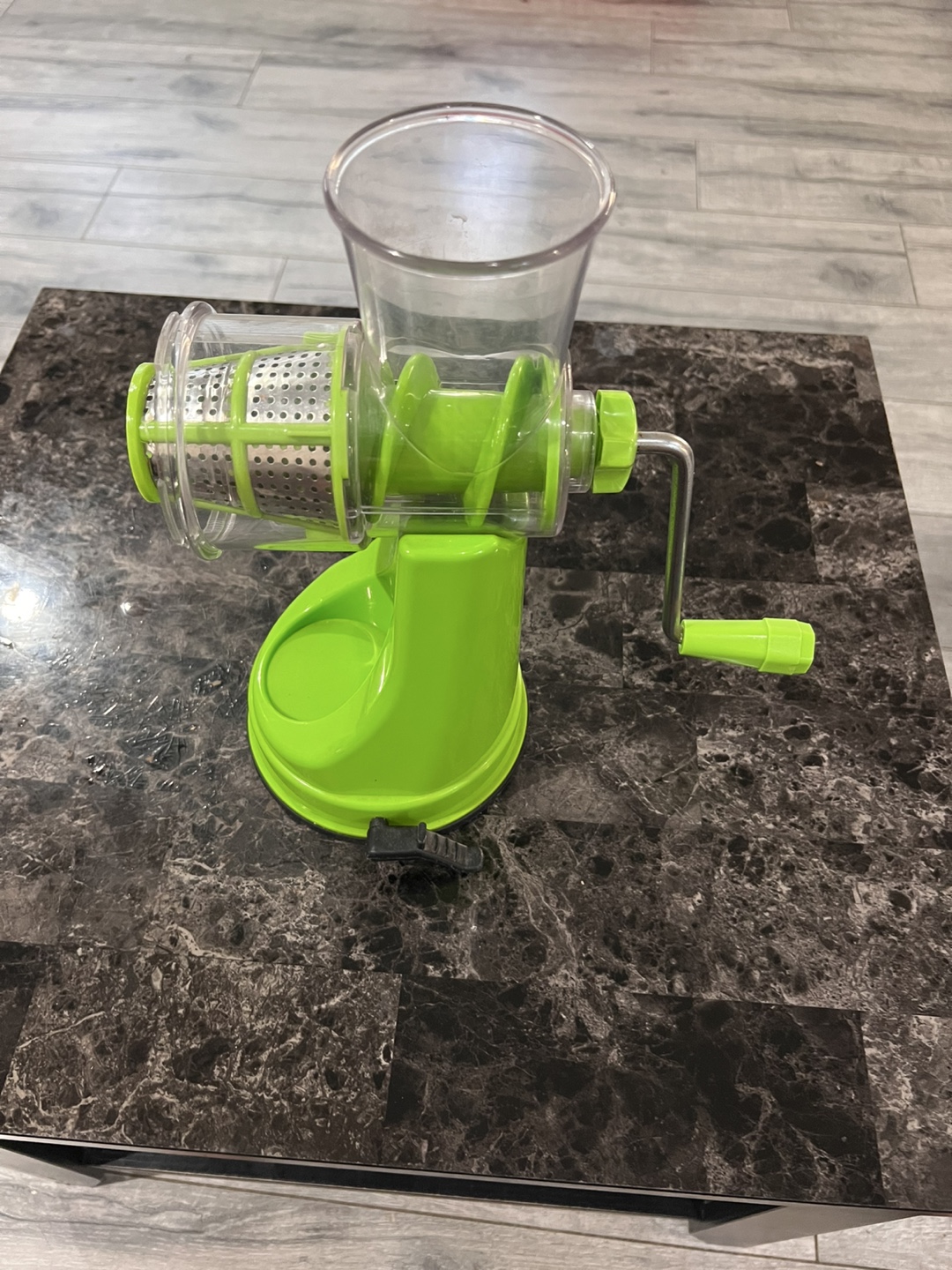 Hand held Juicer