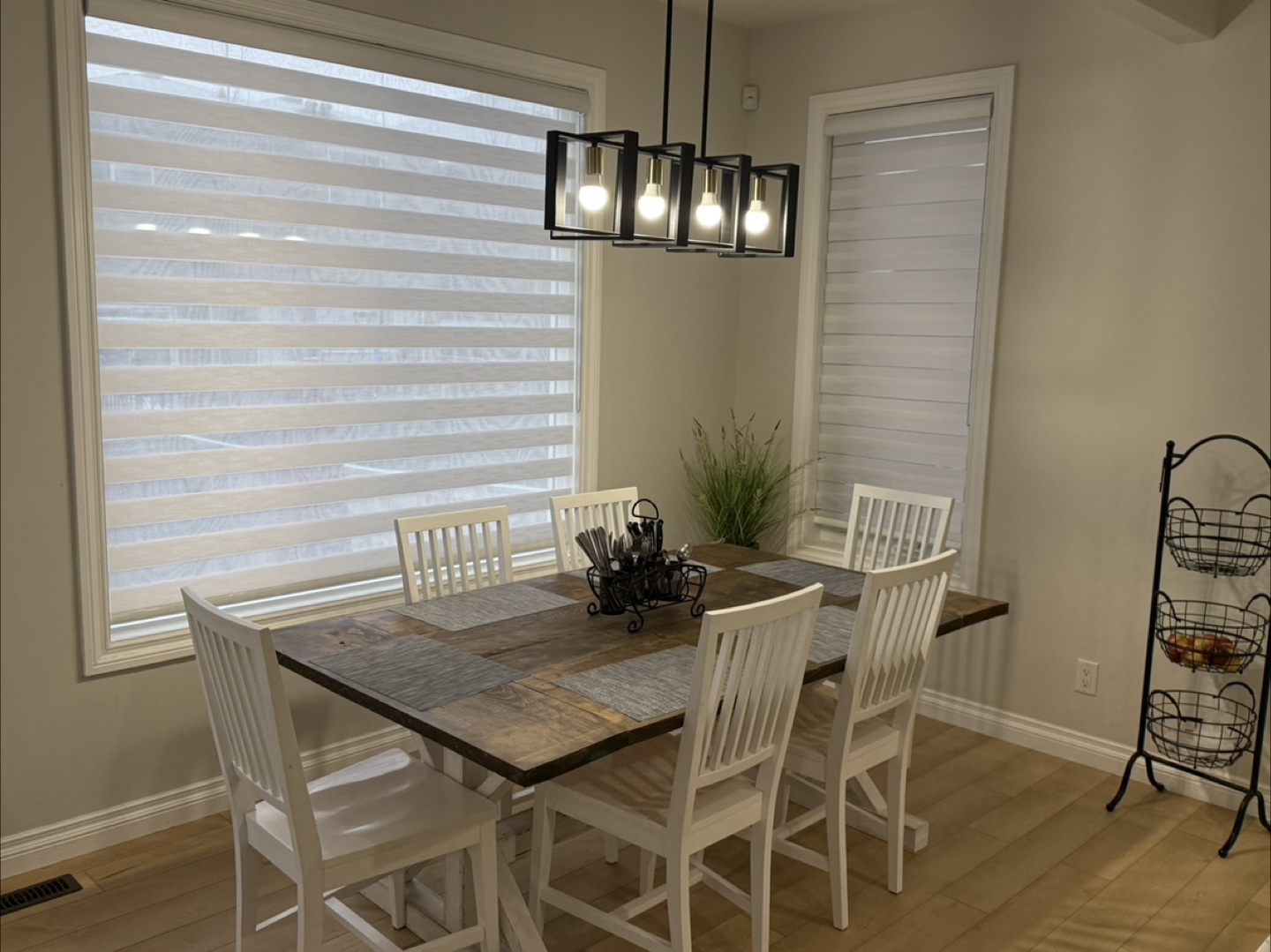 Dining table with 6 chairs