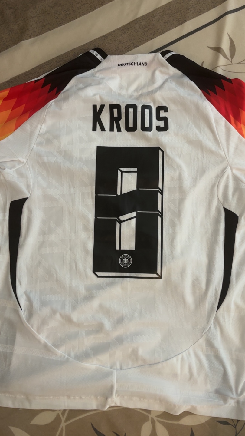Adidas Germany Kroos #8 Jersey - Size S