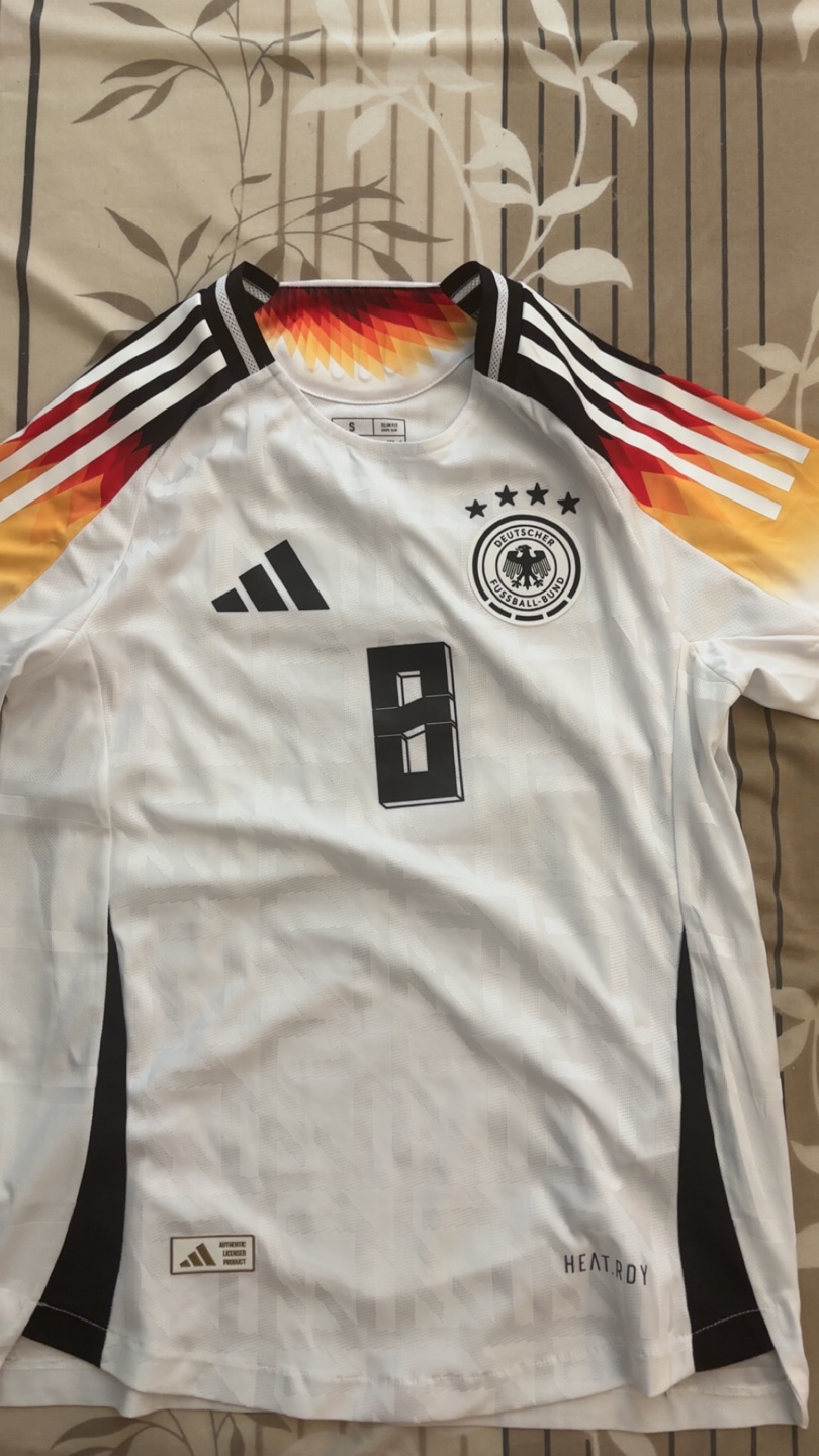 Adidas Germany Kroos #8 Jersey - Size S - photo 3
