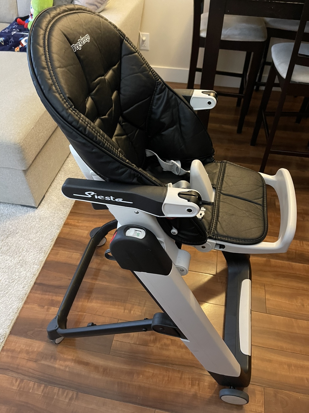 Peg Perego Siesta High Chair - Black - photo 4