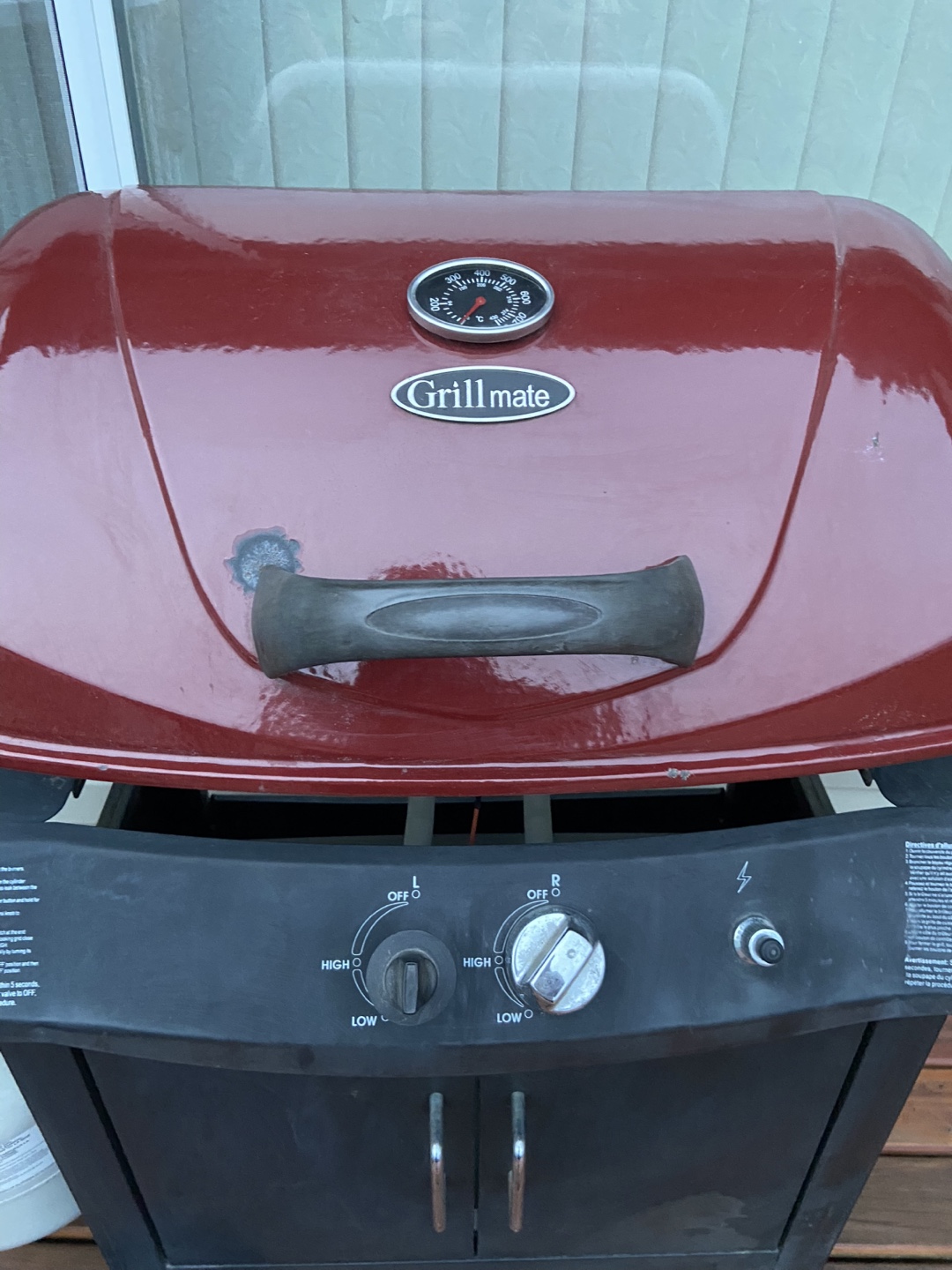 Grill Mate BBQ with propane tank - photo 3