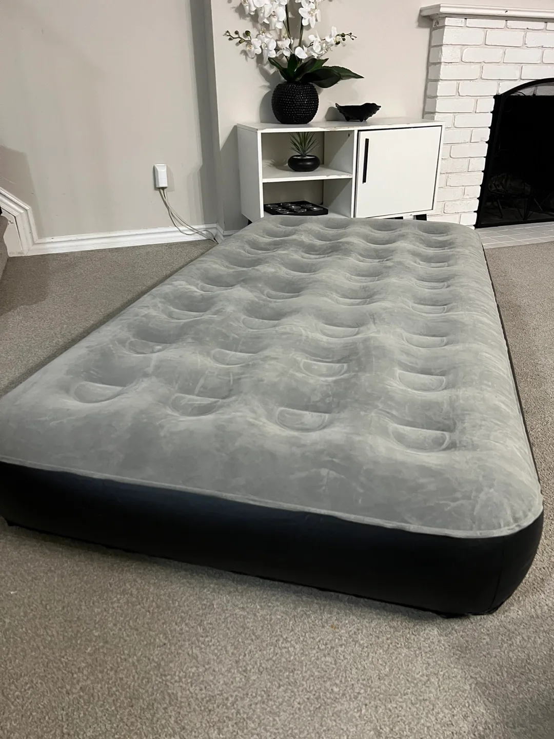 NEW Twin Camping Series Airbed, High Speed Pump image indicator(3)