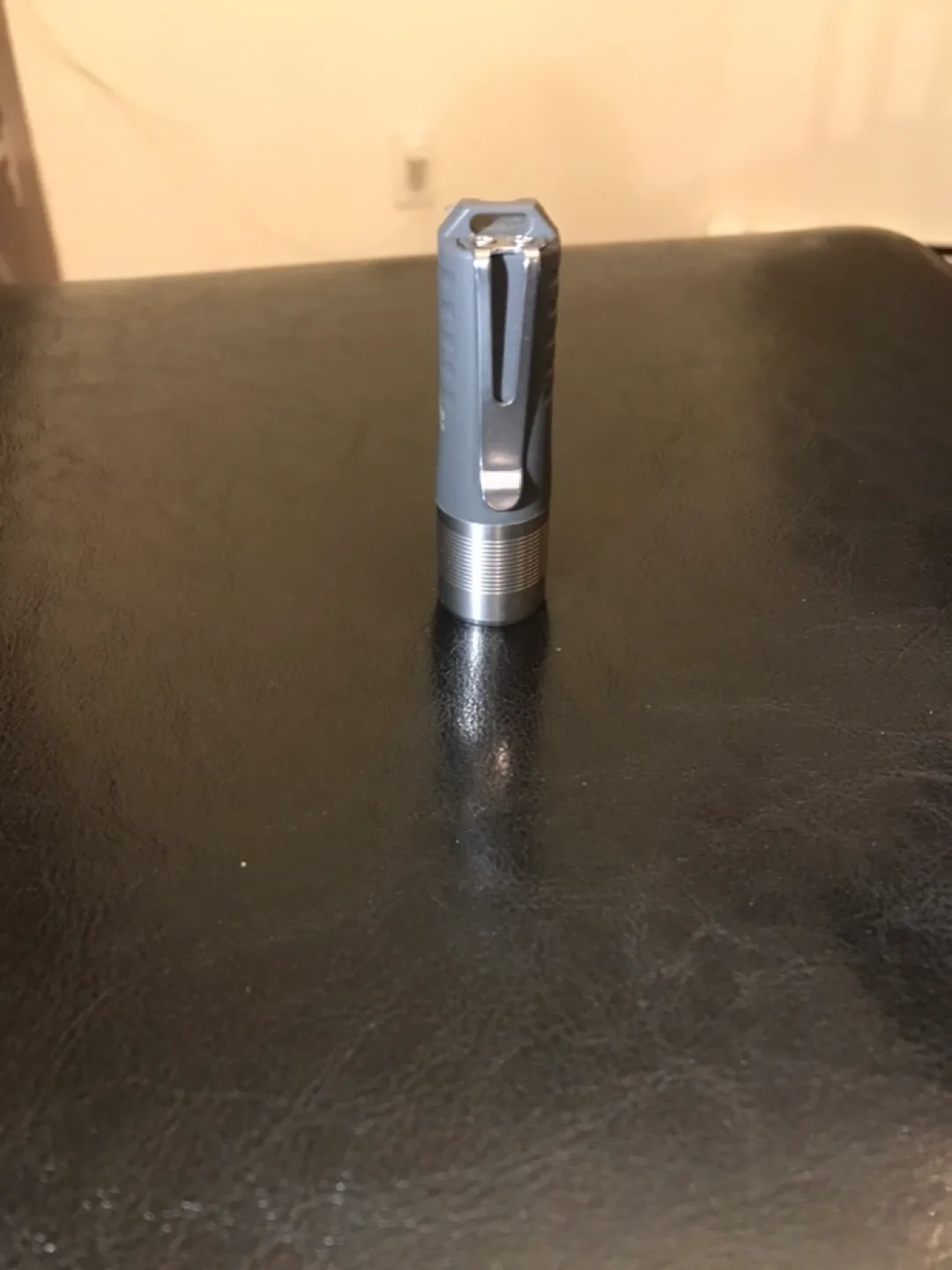 RovyVon Aurora A25 Grey Flashlight 🇨🇦 thumbnail