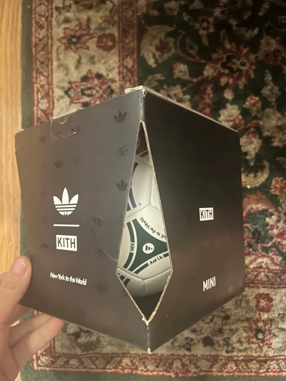 Kith X Adidas Soccer ball size 5 image indicator(2)