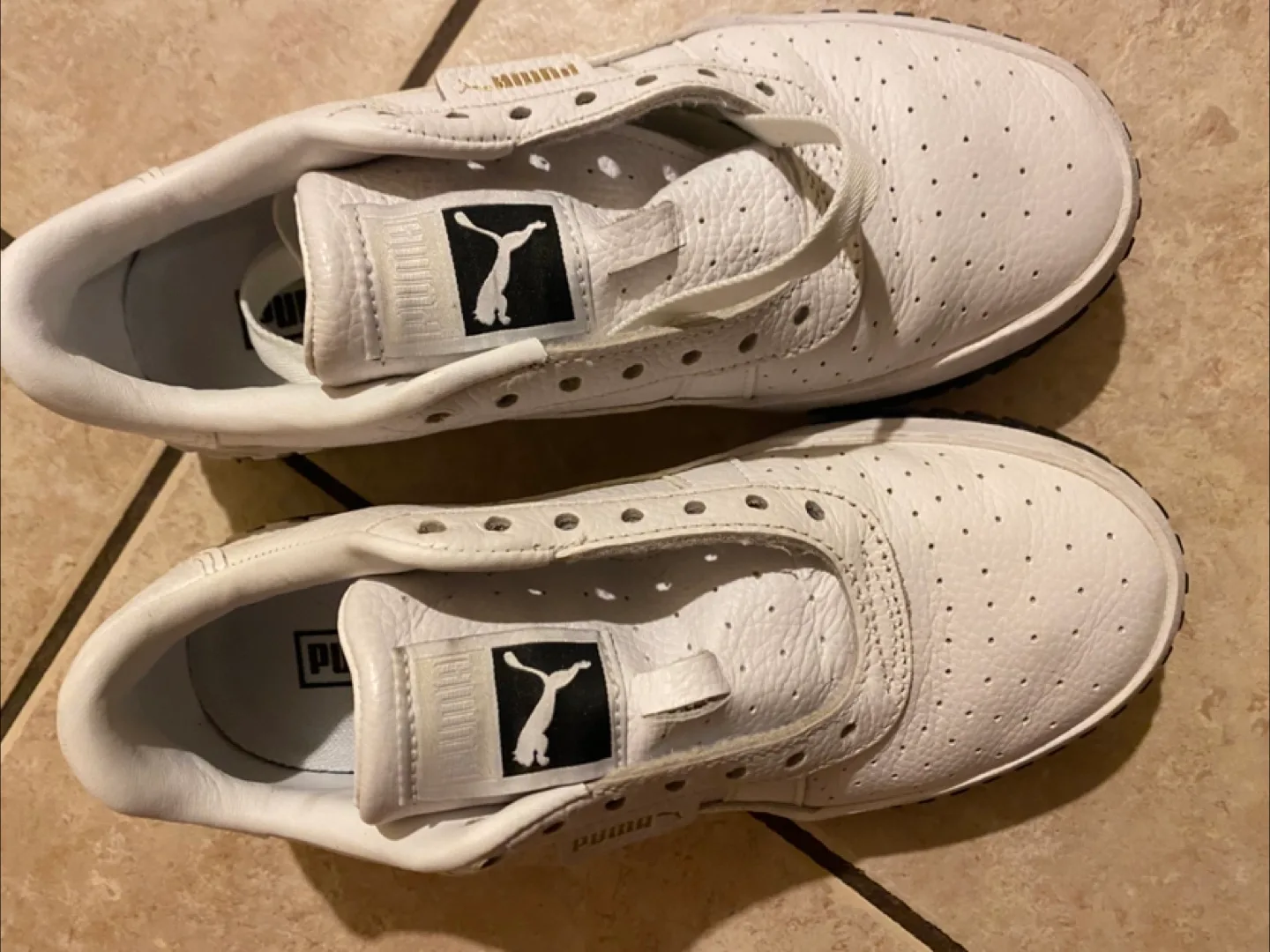 Puma white leather shoes thumbnail
