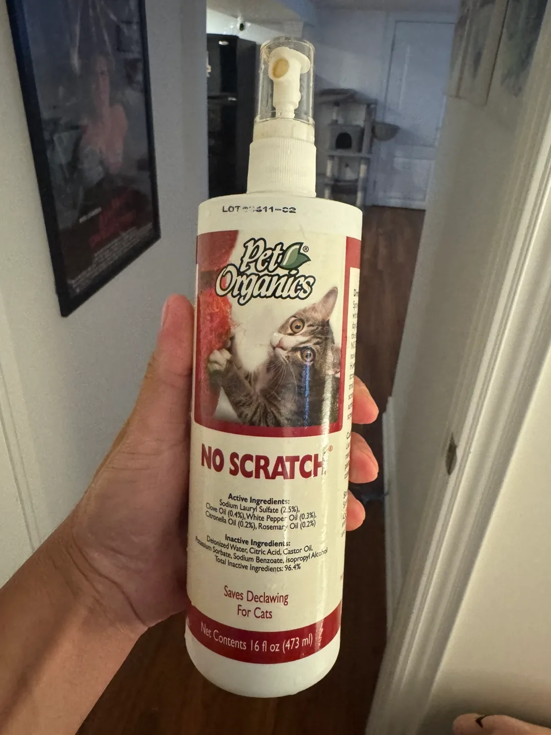 Pet Organics No Scratch Spray for Cats thumbnail