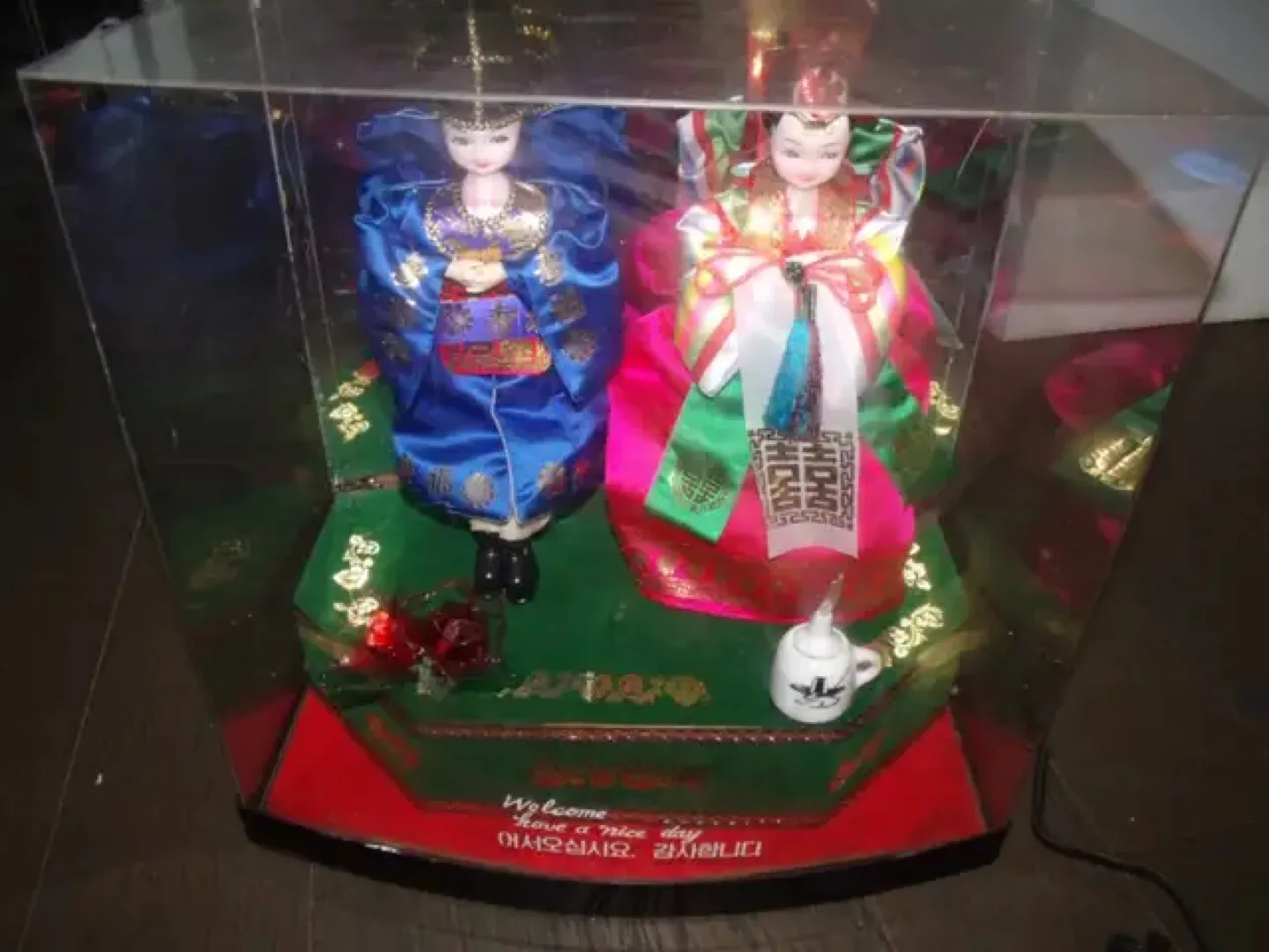 Lighting Korean Traditional Dolls in Display Case thumbnail
