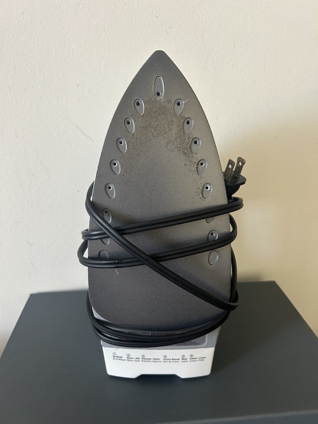 Black+Decker Easy Steam Iron - photo 3