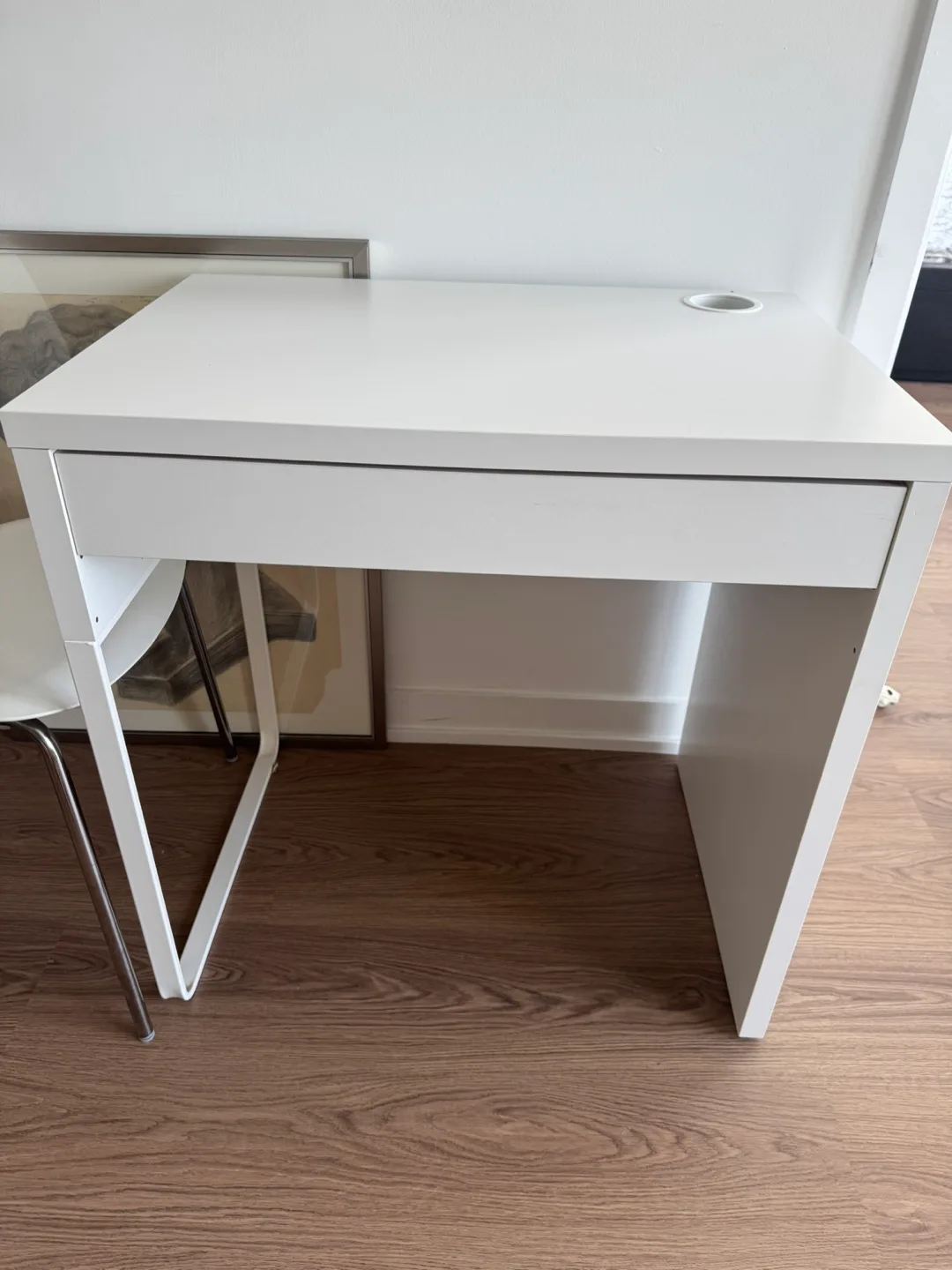 IKEA Micke desk 75 x 50cm thumbnail