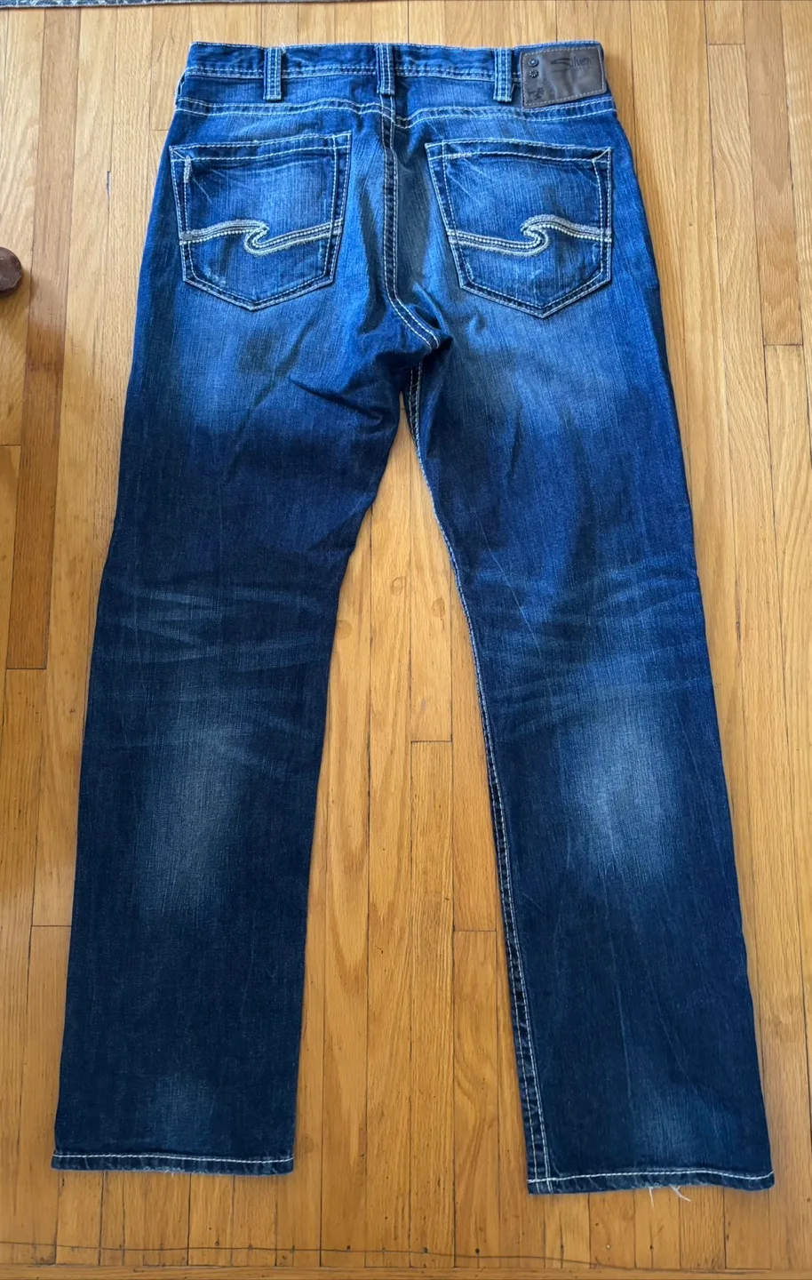 Silver Jeans Grayson W33/L32 image indicator(2)