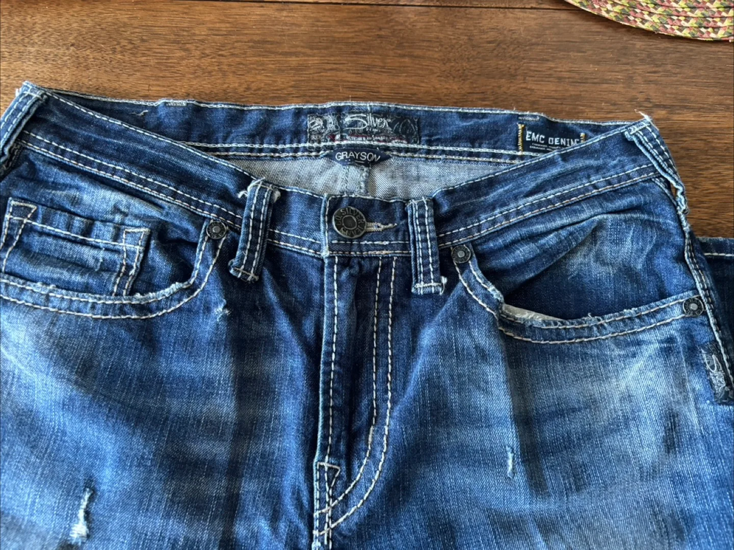 Silver Jeans Grayson W33/L32 image indicator(8)