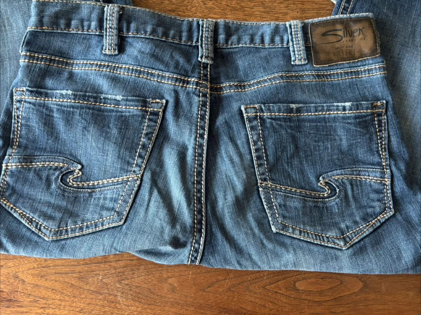 Silver Jeans Co. Built Free Denim Jeans image indicator(4)