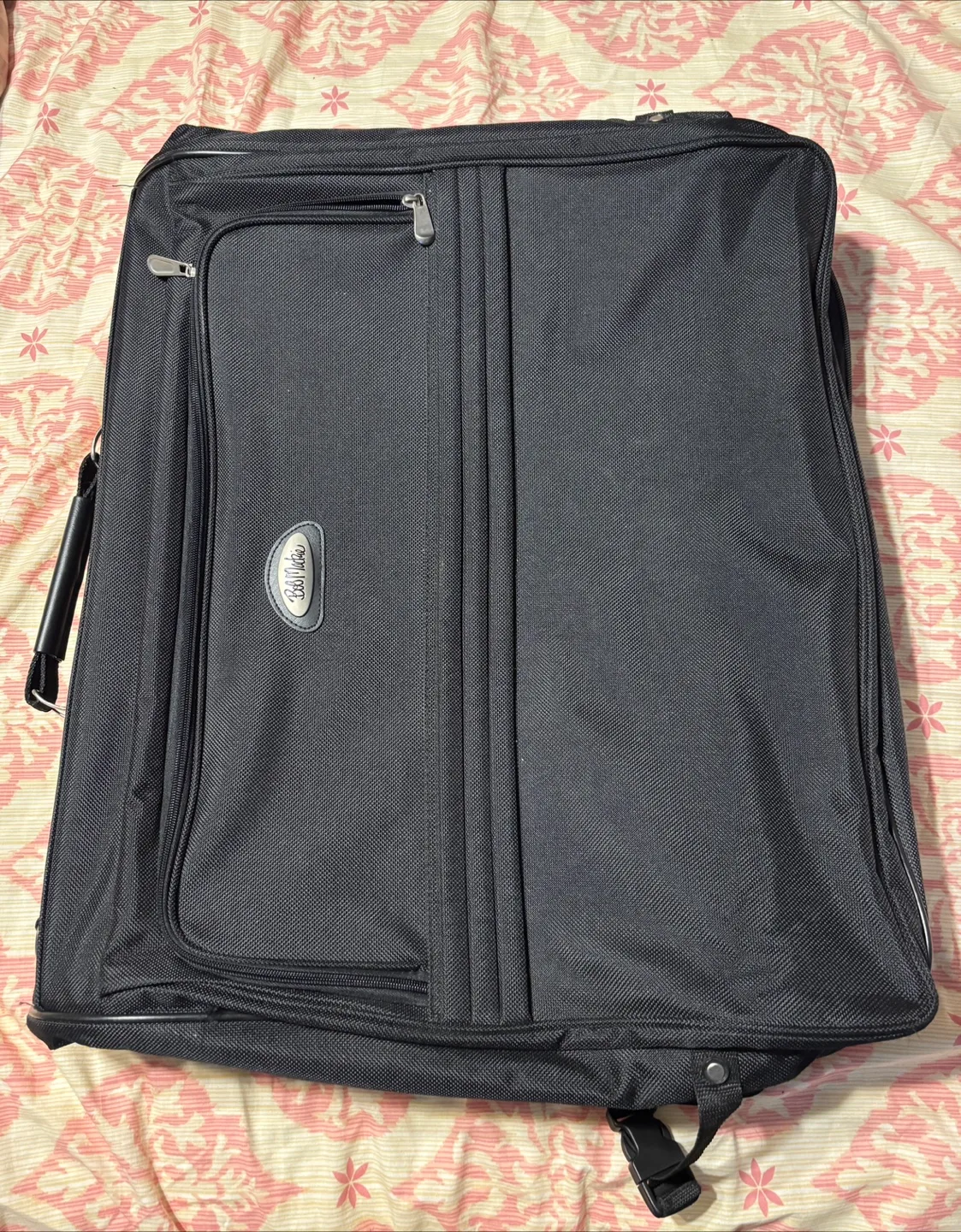 Bob Mackie Garment Bag (Black) with excellent features thumbnail