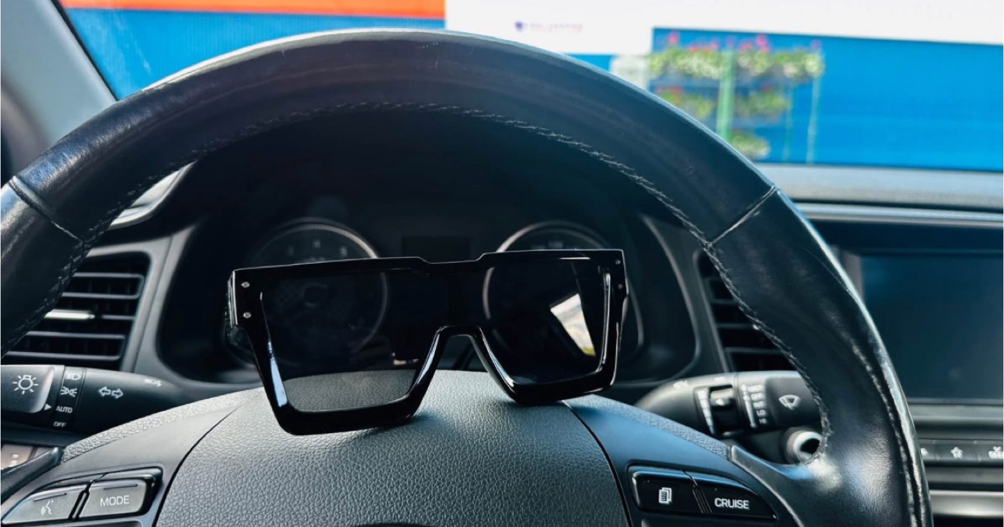 Black Square Frame Sunglasses - photo 3