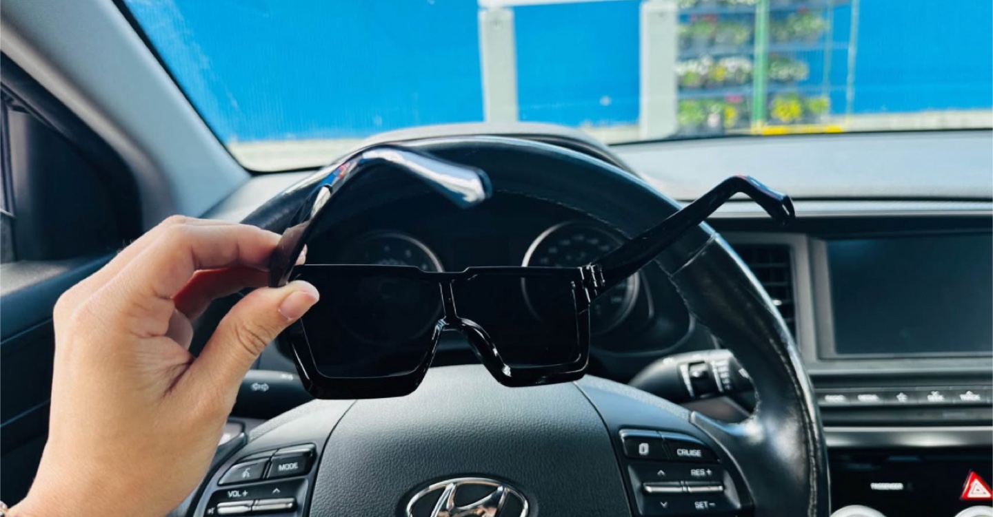 Black Square Frame Sunglasses - photo 4