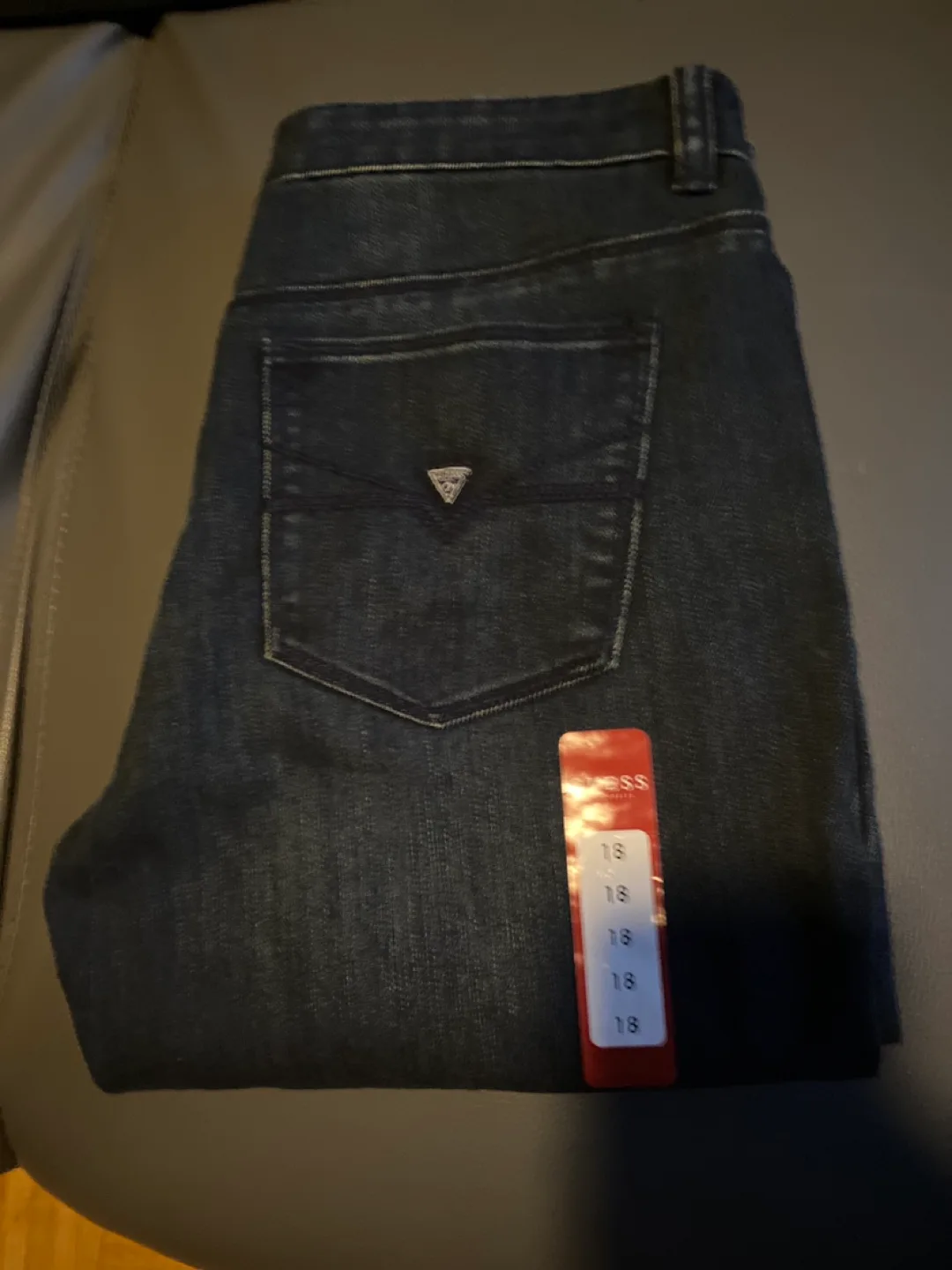 Guess Jeans - Size 18 thumbnail