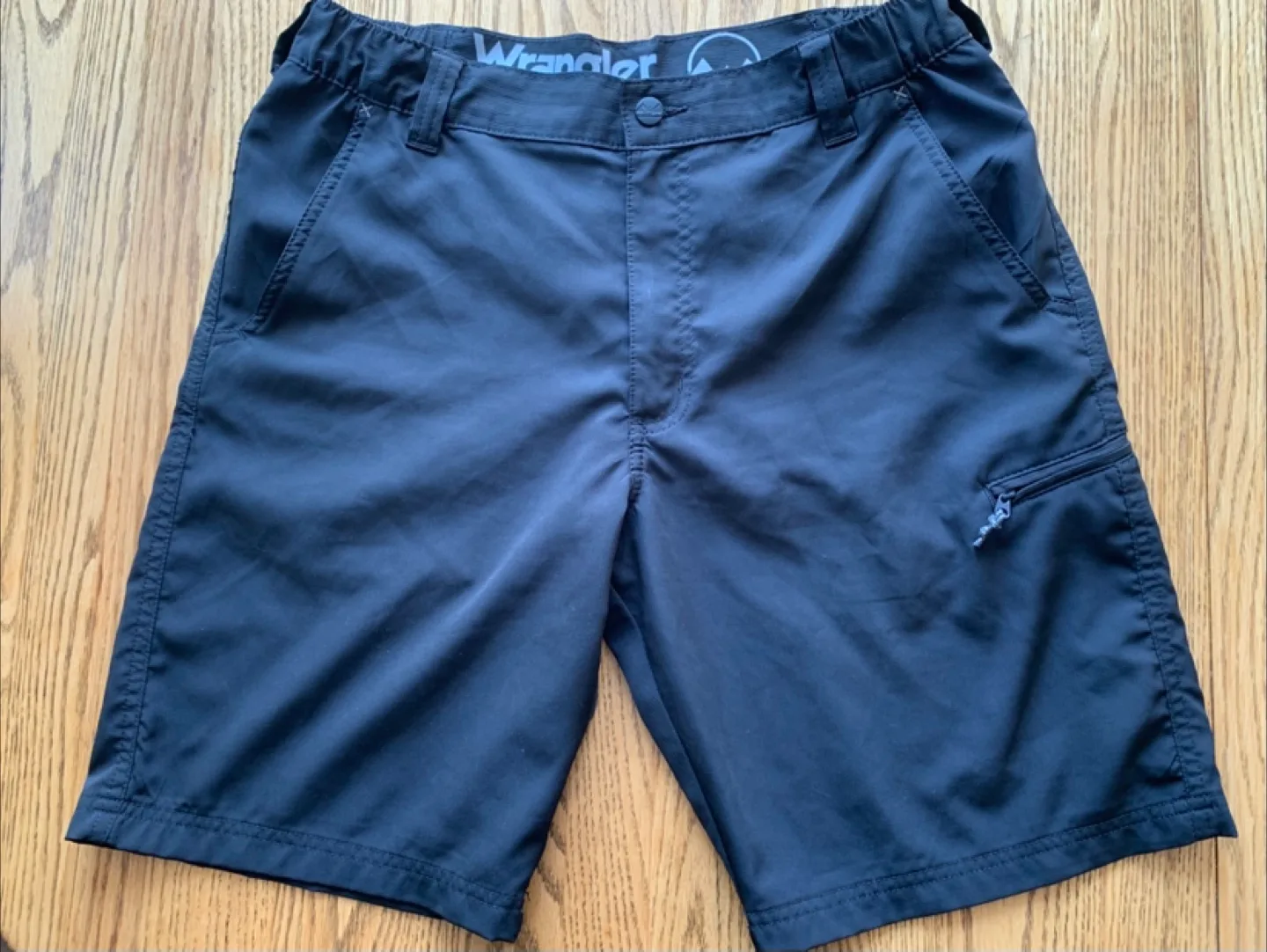 Wrangler Black Shorts - Size 32 thumbnail