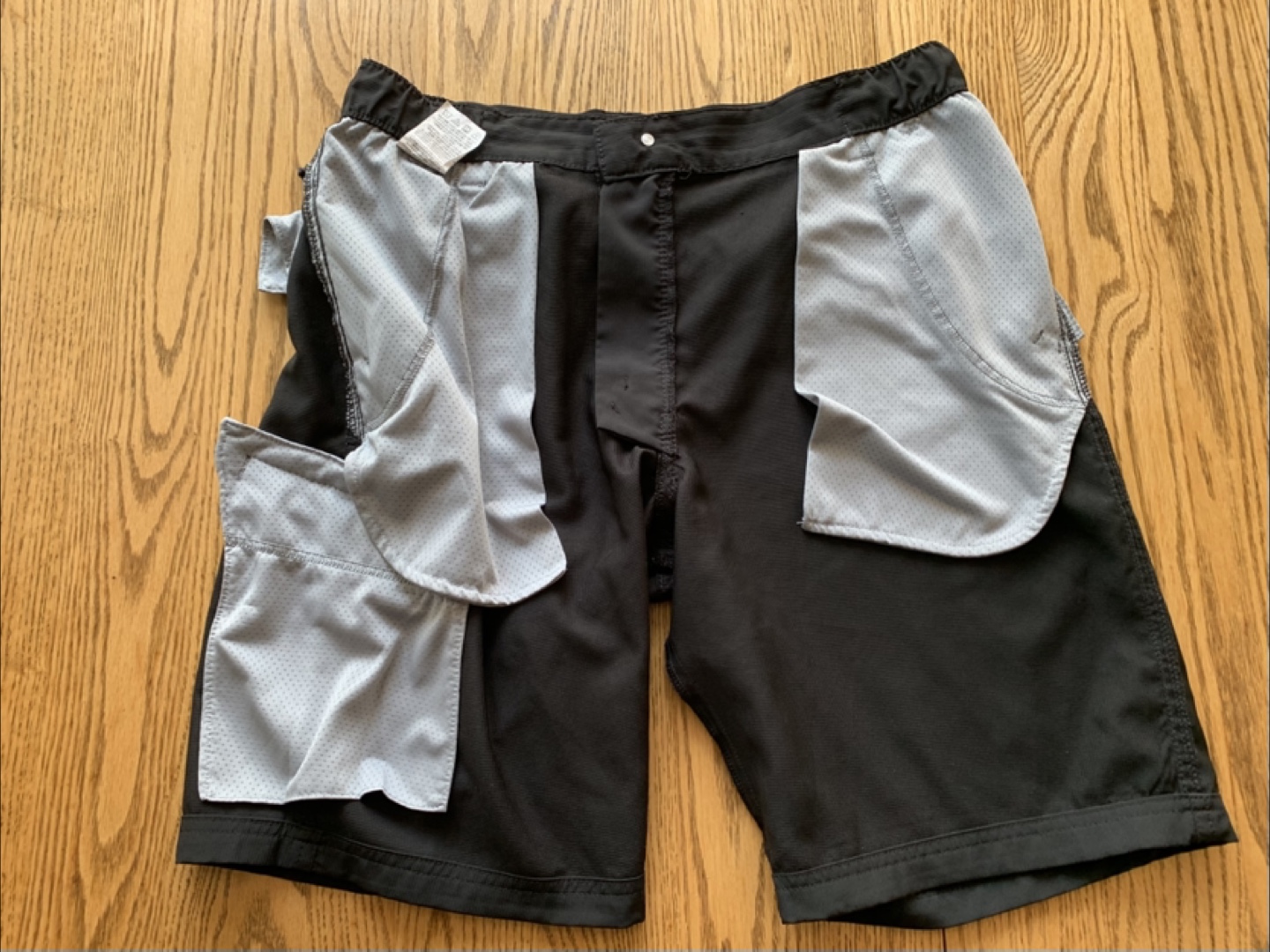 Wrangler Black Shorts - Size 32 - photo 4