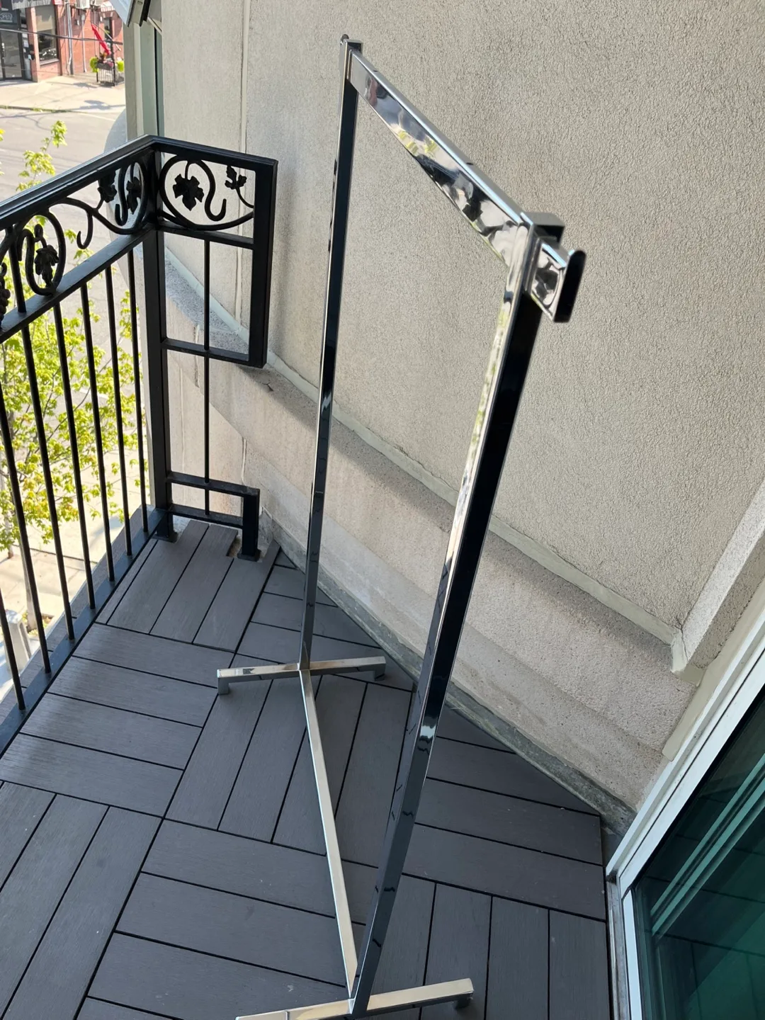 Chrome Clothing Rack image indicator(3)