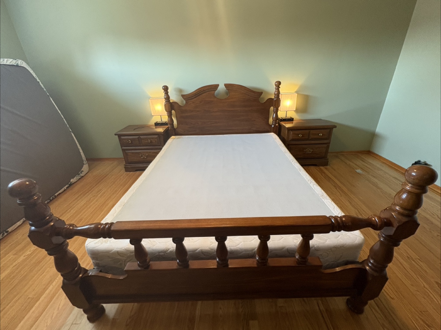 Queen size Wood Bed Frame with two nightstands and bed box