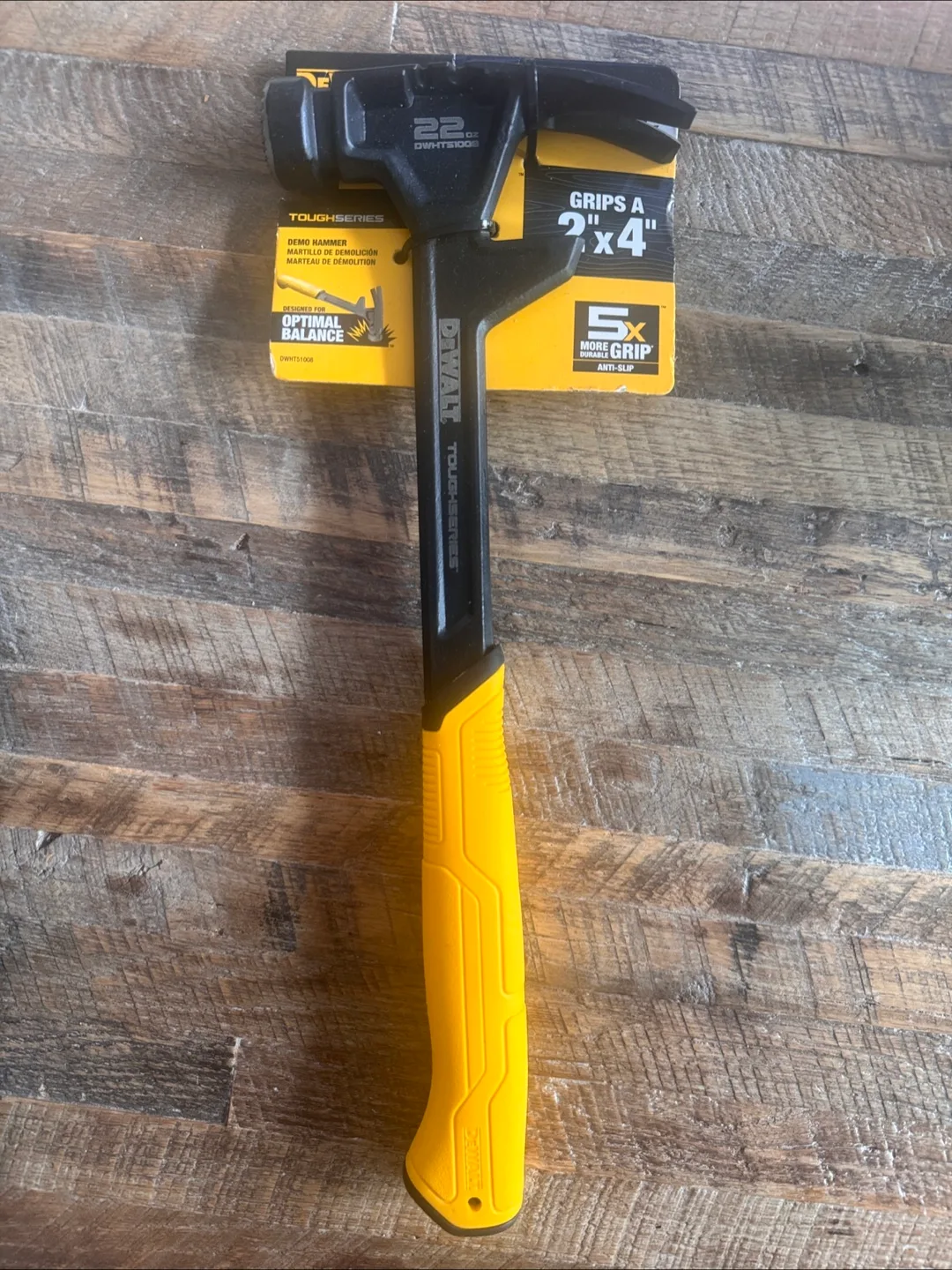 DeWalt 22oz DWHT51008 Demo Hammer - Grips 2x4 thumbnail