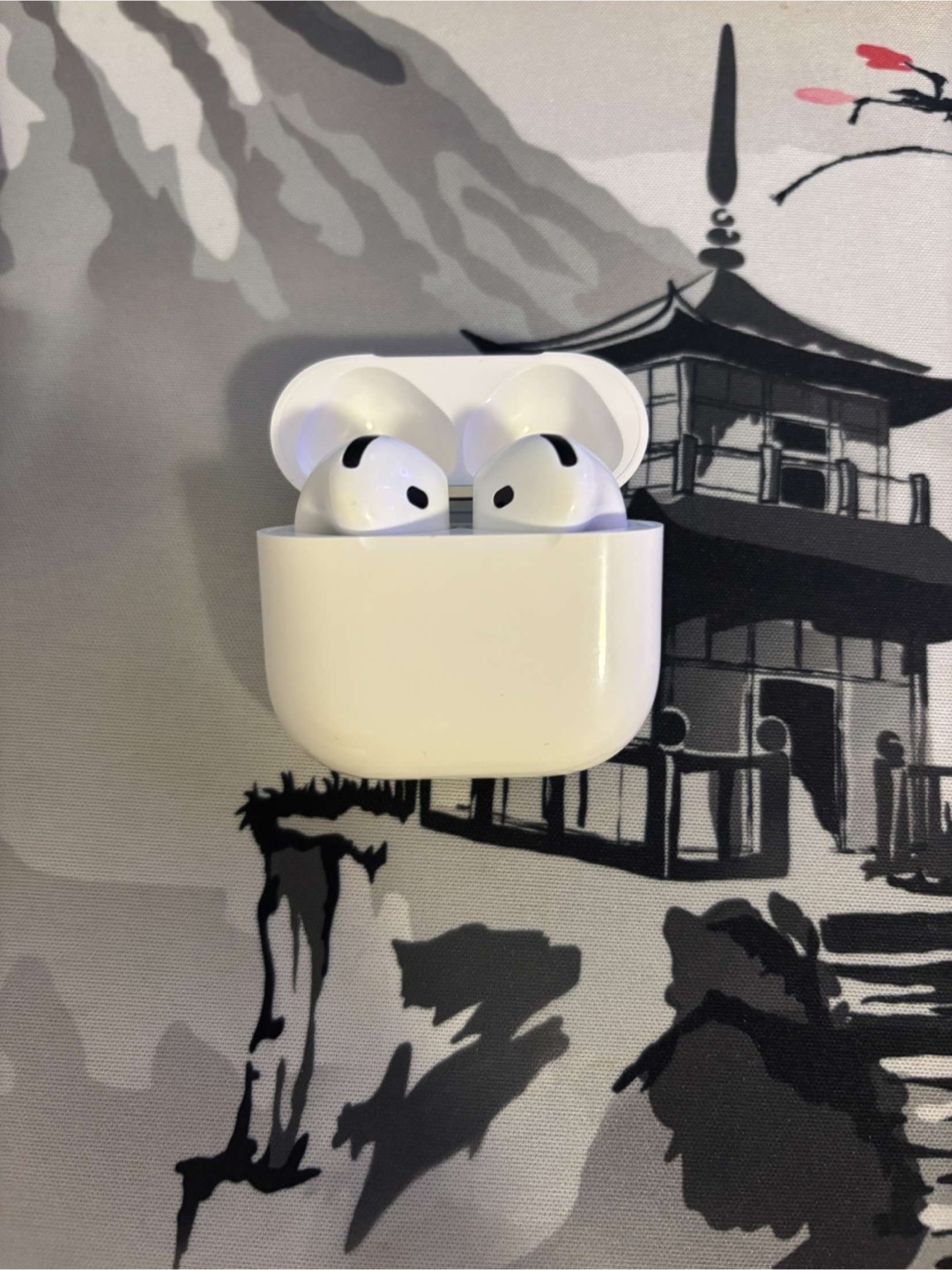 AirPods 4th gen