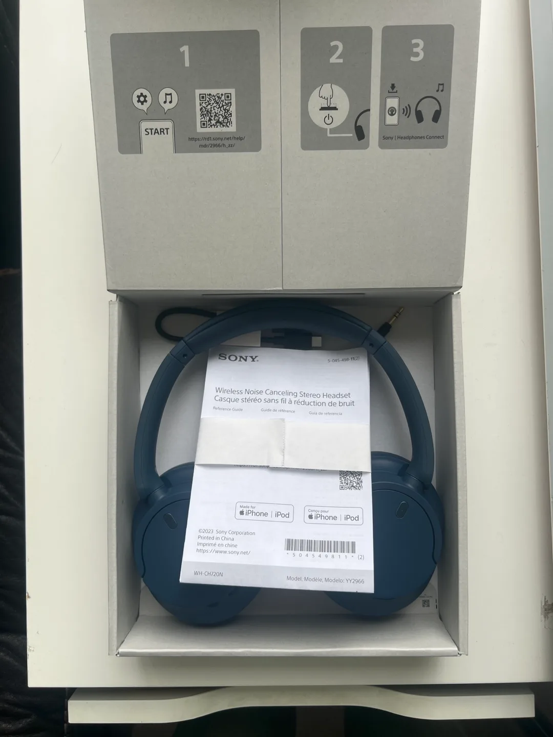 Sony WH-CH720N Wireless Noise-Cancelling Headphones thumbnail