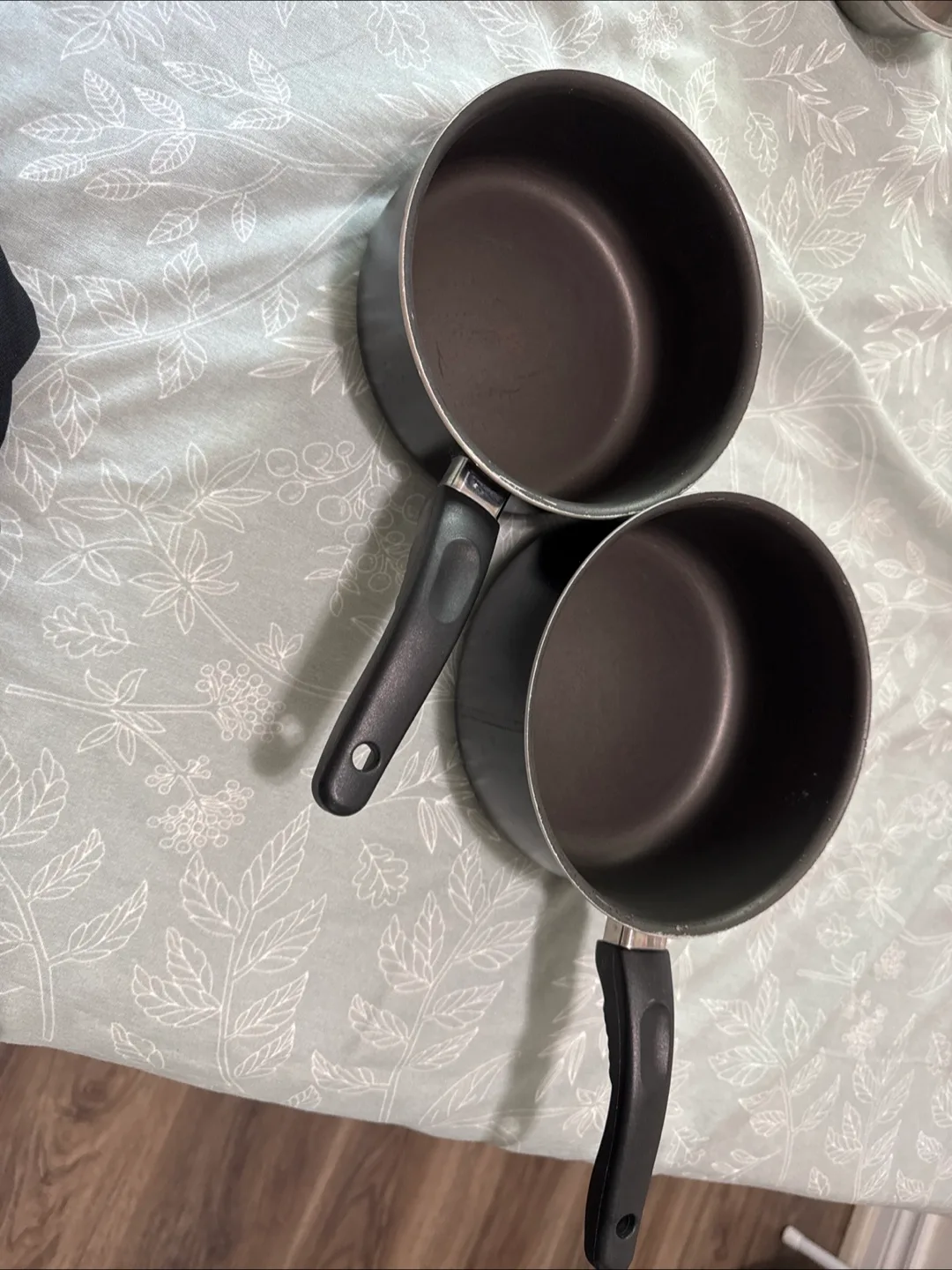 Non stick thumbnail