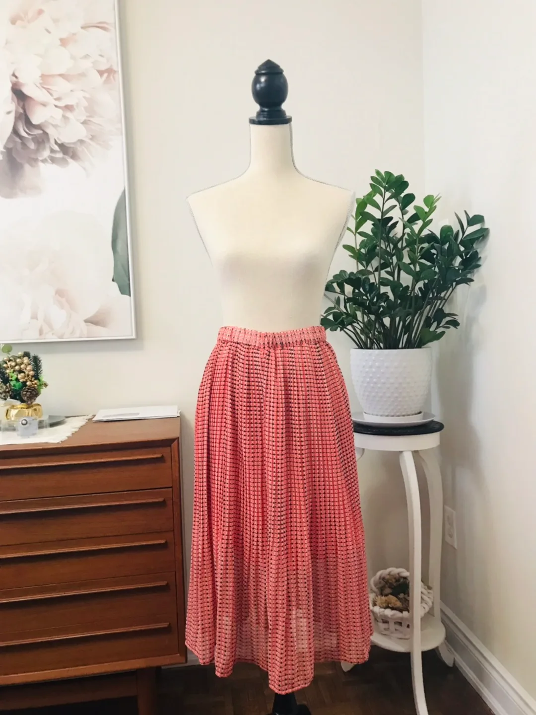 Banana Republic Coral Pleated Midi Skirt thumbnail