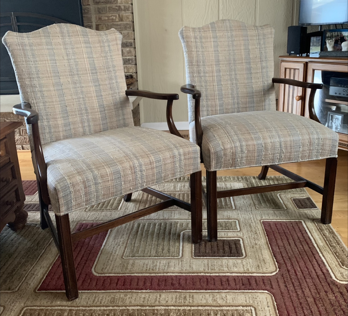 Hickory Chair Arm Chairs - Set of 2 - photo 2