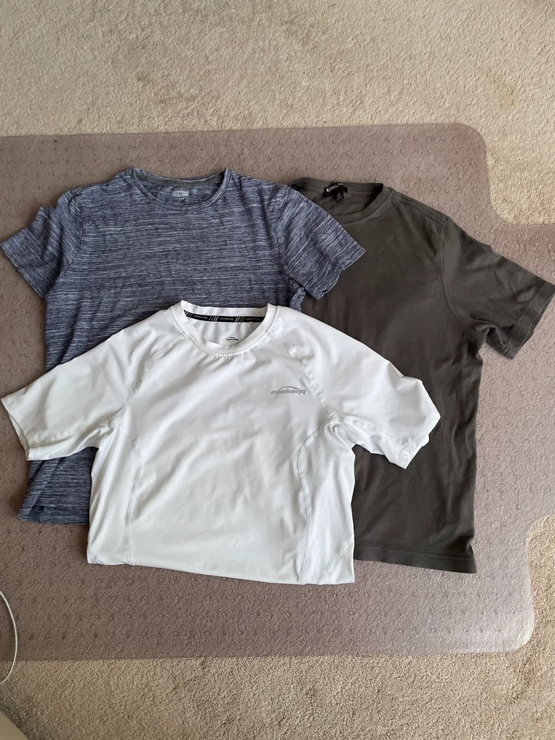 Men's T-Shirt Bundle 🇨🇦 thumbnail