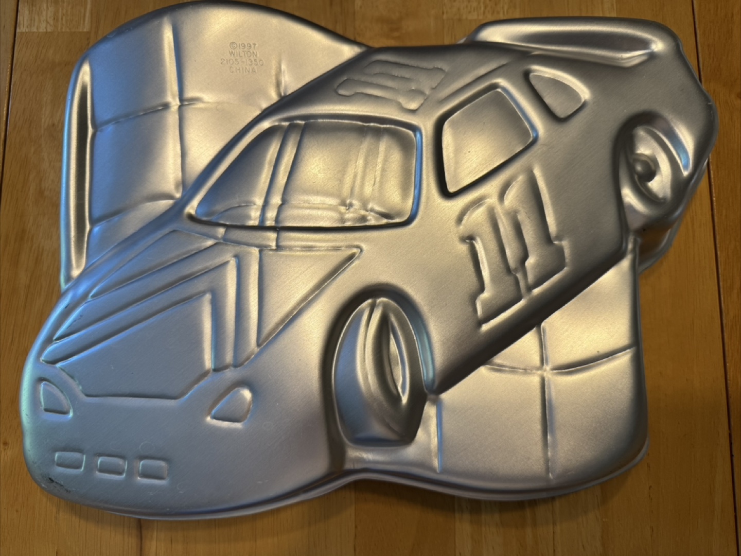 3 specialty cake pans