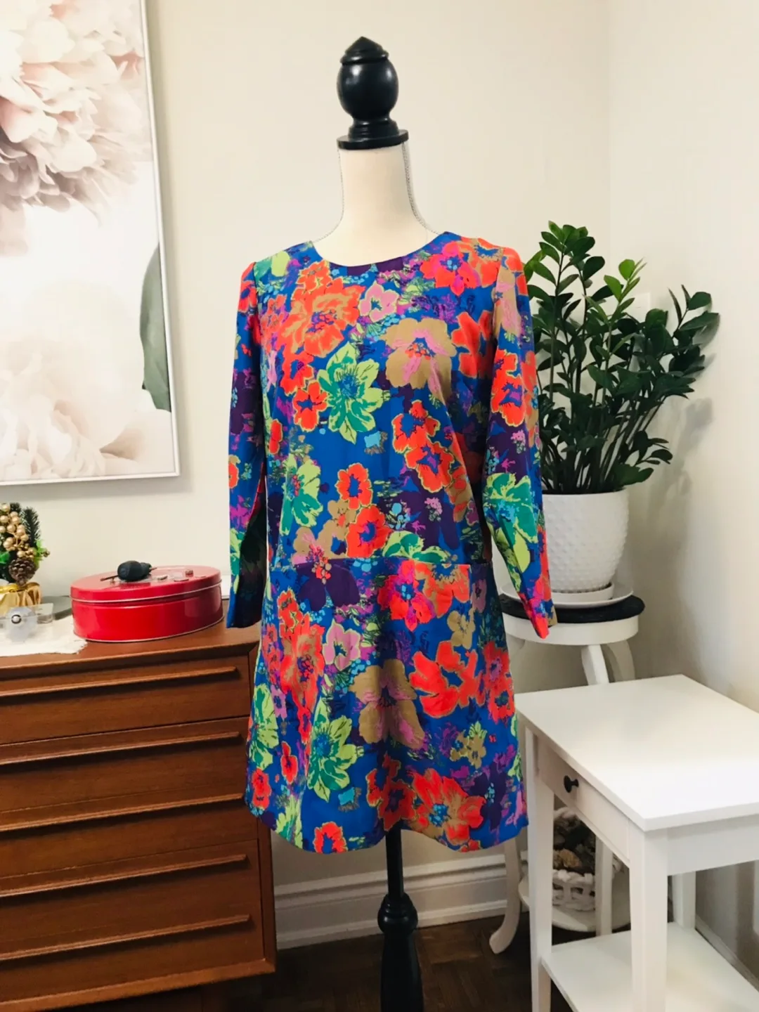 J. Crew Floral Dress - Size 2 image indicator(3)