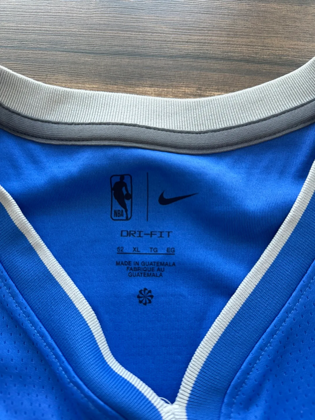 Nike Original Luka Dončić Mavericks Jersey XL size image indicator(3)