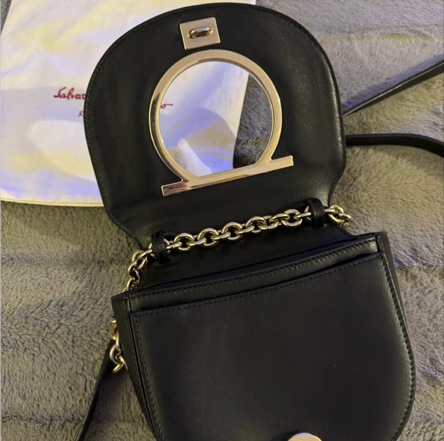 Salvatore Ferragamo Black Leather Crossbody Bag image indicator(2)