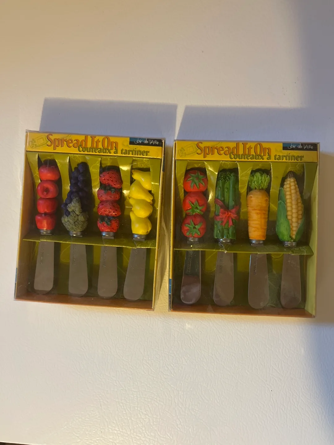Spread It On Fruit & Veggie Knives (Set of 8) thumbnail