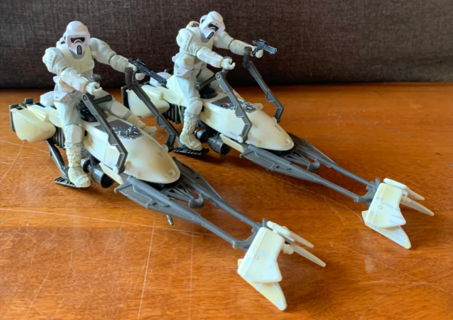 Star Wars Snowspeeder Vehicle & Action Figure Lot thumbnail