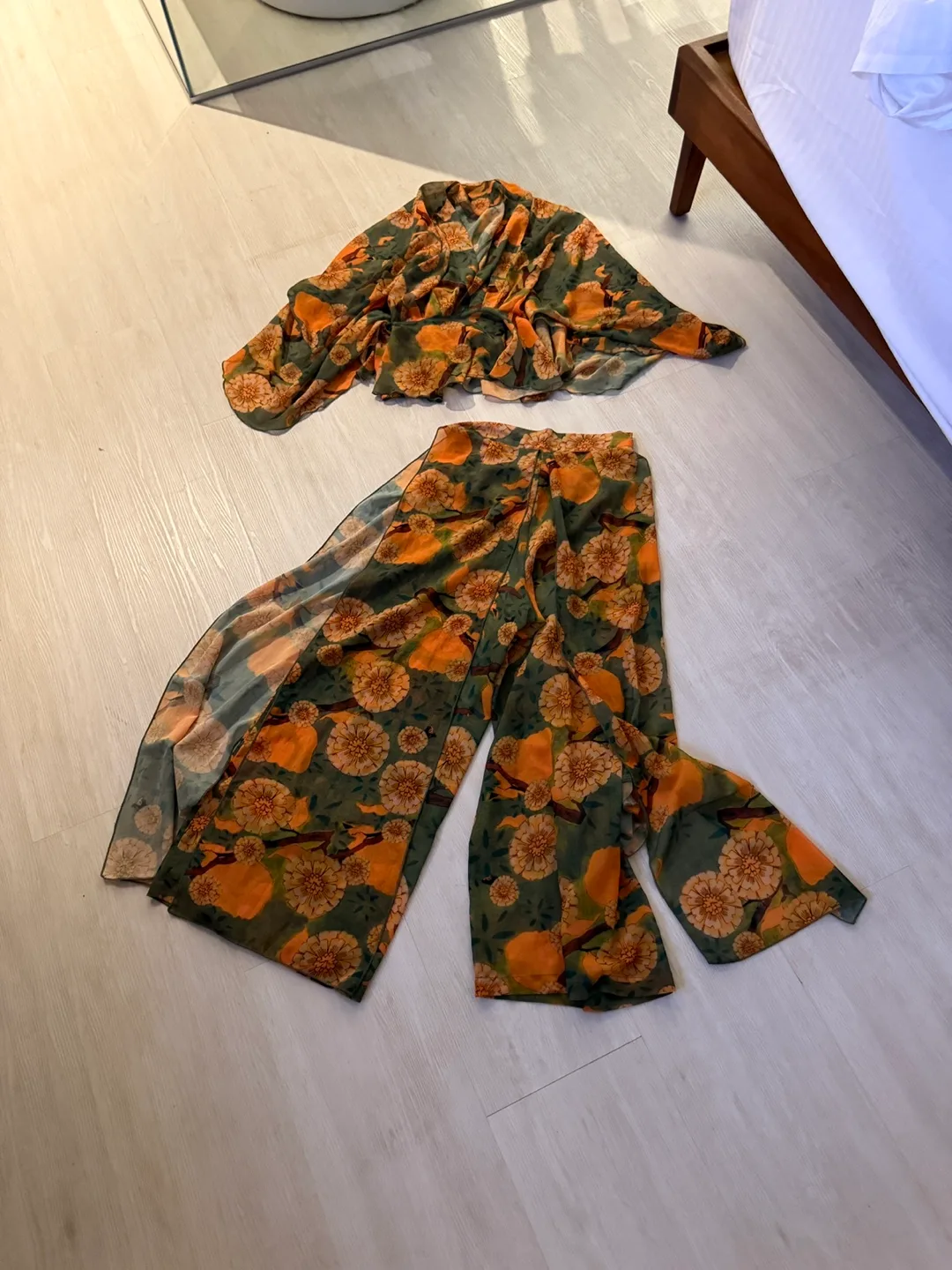 Japanese Floral Print Pants & Top Set thumbnail