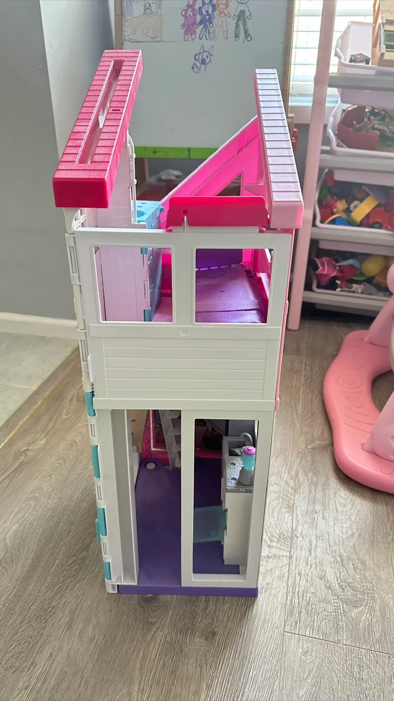 Barbie Malibu House Doll House image indicator(5)