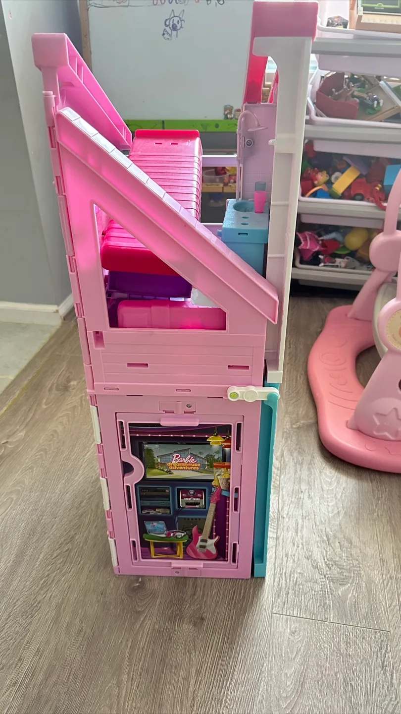 Barbie Malibu House Doll House image indicator(4)
