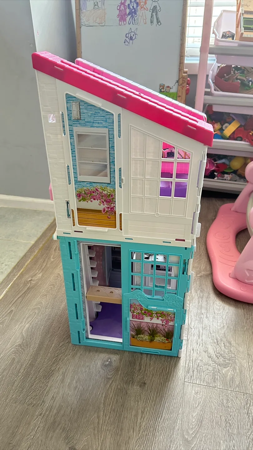 Barbie Malibu House Doll House image indicator(6)