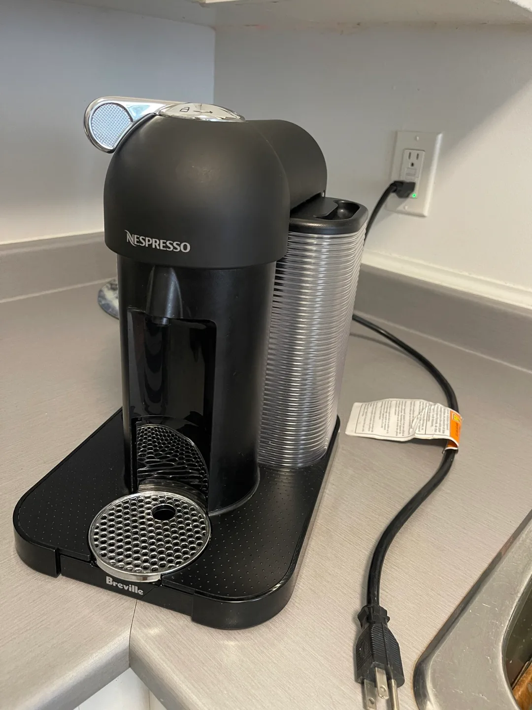 Nespresso Vertuo Next Coffee Machine by Breville thumbnail