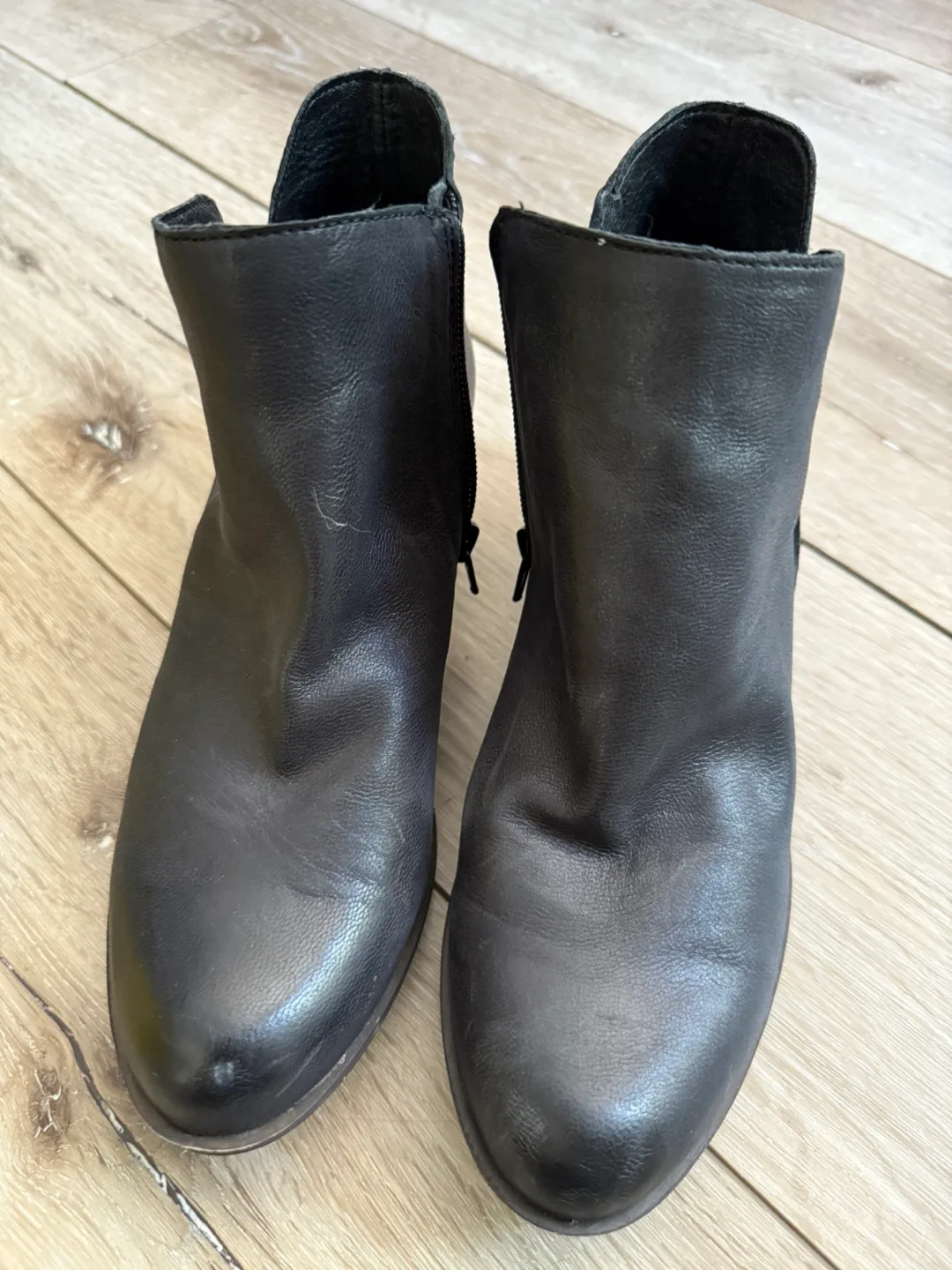Lucky Brand LP-BANTERR Black Leather Booties - Size 8 thumbnail